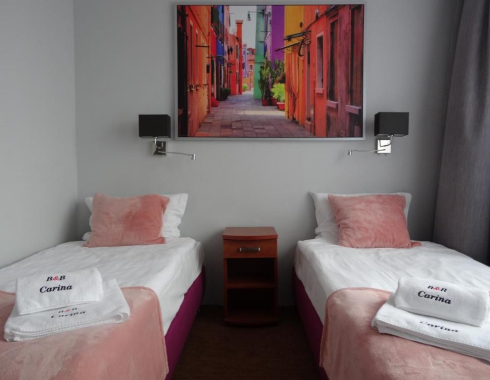 Pokój Dwuosobowy typu Deluxe (2 osoby dorosłe + 2 dzieci) Łóżka odzielone