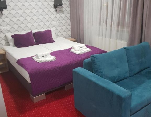 Pokój Dwuosobowy typu Deluxe (2 osoby dorosłe + 2 dzieci) nowoczesna łazienka przystosowana