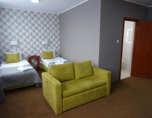 Pokój Dwuosobowy typu Deluxe (2 osoby dorosłe + 2 dzieci) Salon